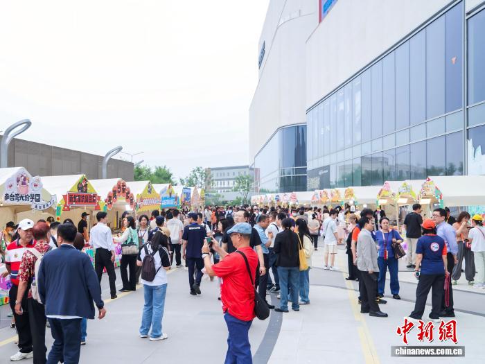 解析本场焦点之战，剖析球员数据，预判比赛走向。 - aiyouxiyuntaihua